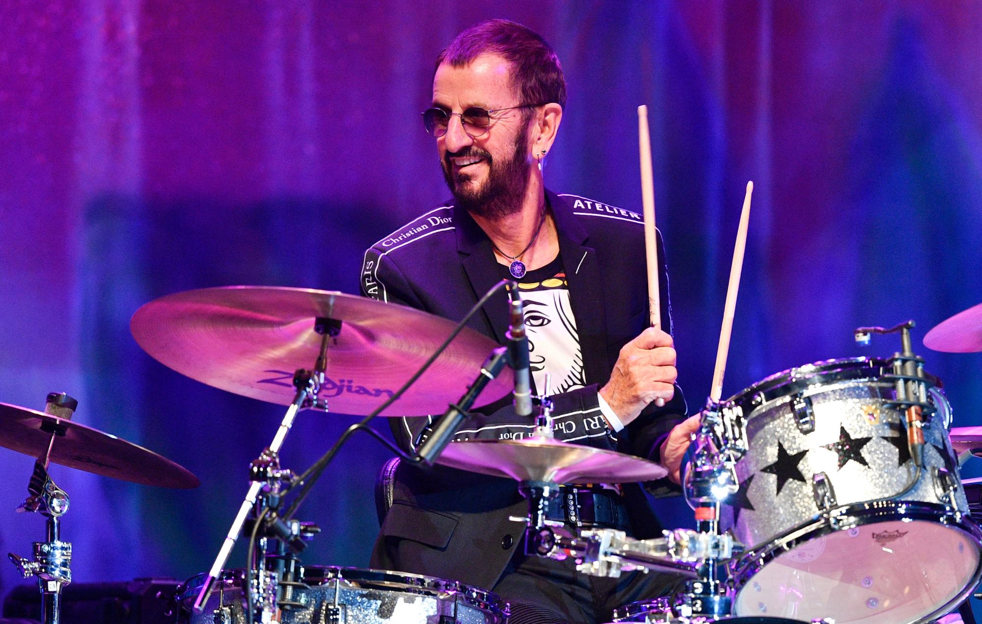 ¡Let There Be Drummers!